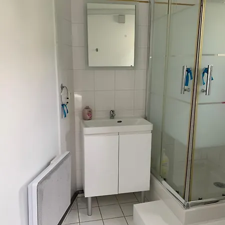 Prázdninový dům Studio Avec Piscine Sucy-en-Brie